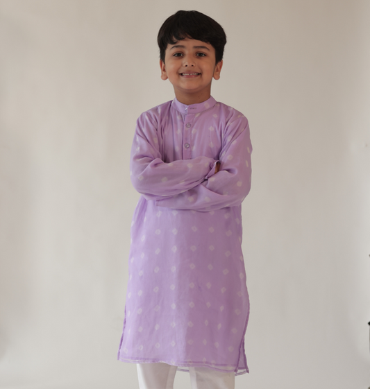 Kunwar Sa Bandhej Kurta